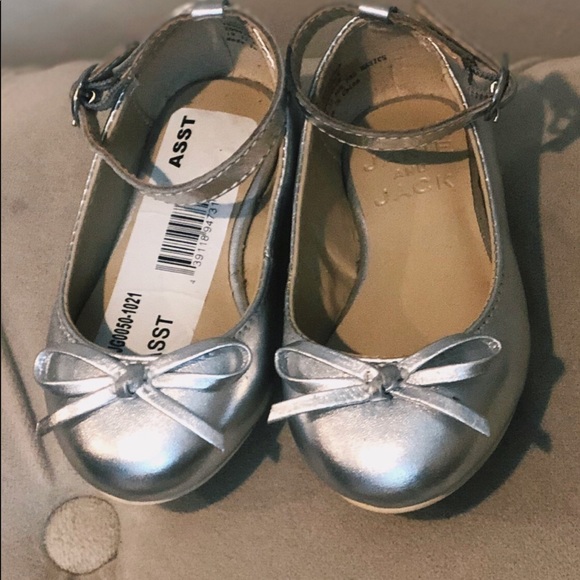 METALLIC ANKLE STRAP BOW FLAT - Picture 2 of 2